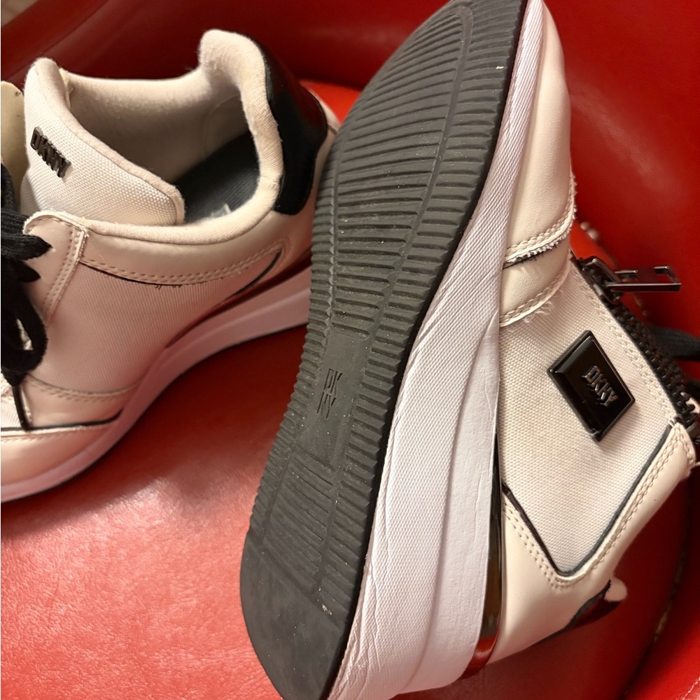 DKNY Beige and Black Women's Sneakers - Picture 4 of 5